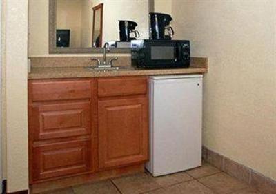 фото отеля Quality Suites Tempe