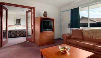 фото отеля Thriftlodge Lethbridge