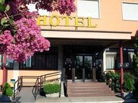 Hotel Cristallo Castel d'Azzano