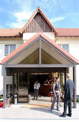 фото отеля Leonardo Hotel Freital