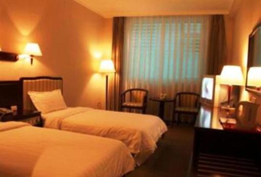 фото отеля Wai Hai Hotel
