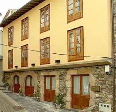 фото отеля Apartamentos La Lula Cudillero
