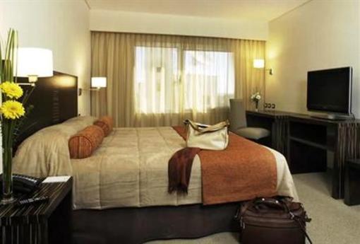 фото отеля Hotel Land Plaza Bahia Blanca