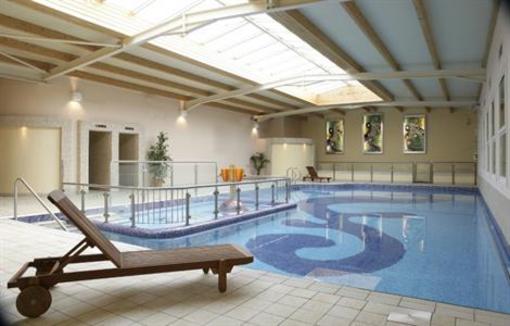 фото отеля Riverside Park Hotel Macroom