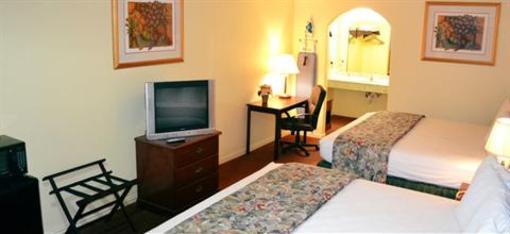 фото отеля Executive Inn and Suites Magnolia (Texas)