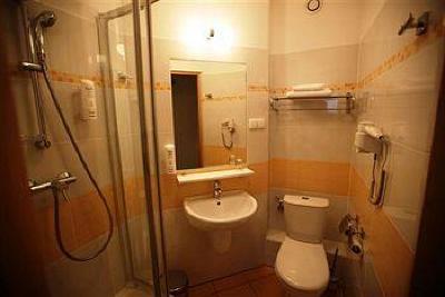 фото отеля Quality Hotel Poznan