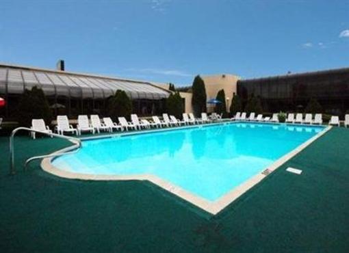 фото отеля Quality Inn Meadowlands