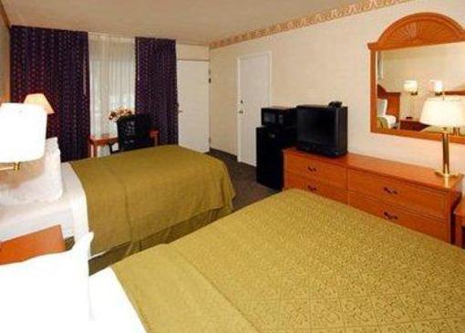 фото отеля Quality Inn Meadowlands