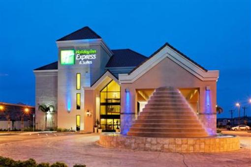 фото отеля Holiday Inn Express Hotel & Suites Lathrop