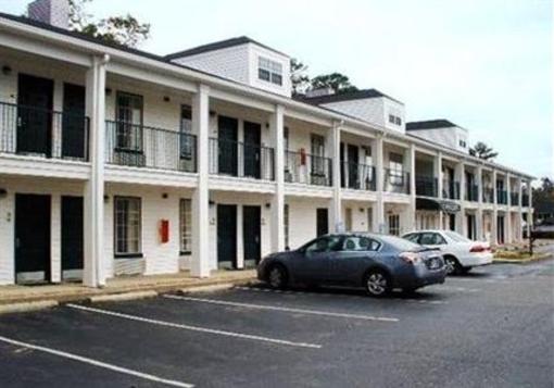 фото отеля Quality Inn Sylacauga