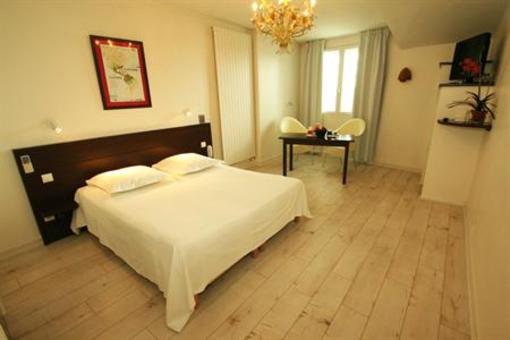 фото отеля Hotel La Marine