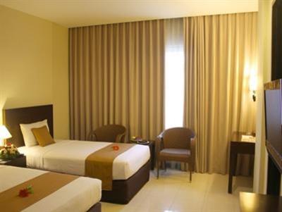 фото отеля Grage Ramayana Hotel