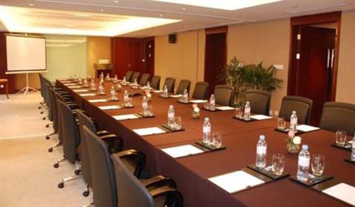 фото отеля Crowne Plaza Grand Canal