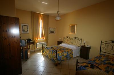 фото отеля Hotel Tavernola Battipaglia