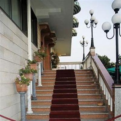 фото отеля Hotel President Reggio Calabria