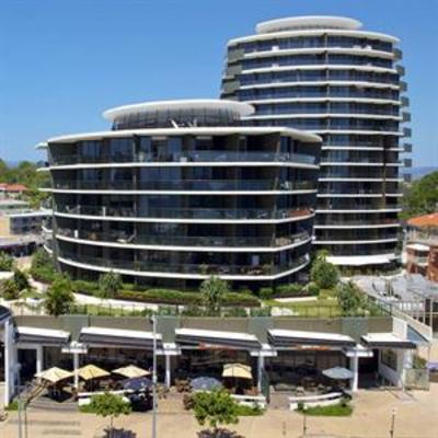 фото отеля Ambience Apartments On Burleigh Beach Gold Coast