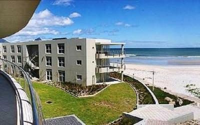 фото отеля Sunstays Lagoon Beach Apartments Cape Town