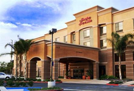 фото отеля Hampton Inn & Suites Seal Beach