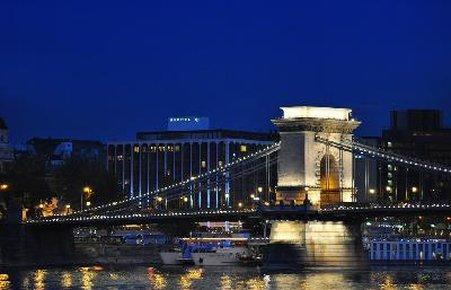 фото отеля Sofitel Budapest Chain Bridge
