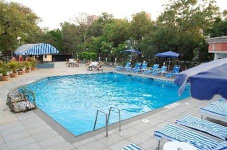 фото отеля Sun n Sand Pune