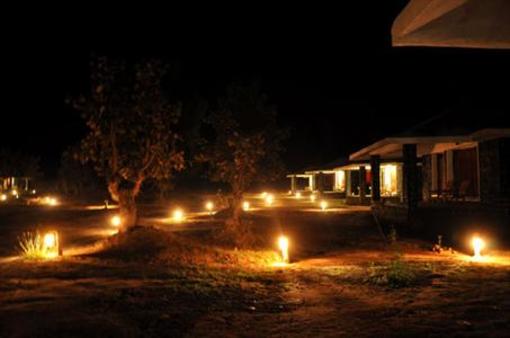 фото отеля Bandhavgarh Meadows