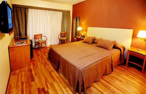 фото отеля Hotel Argos Bahia Blanca