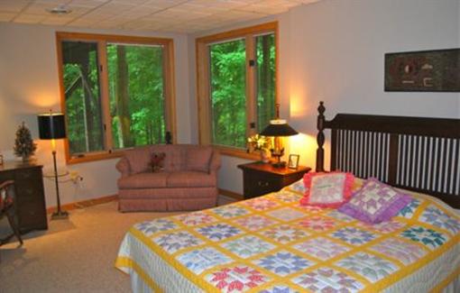 фото отеля The Cabin At Glenking Bed and Breakfast Minerva