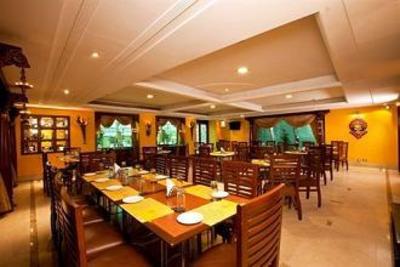 фото отеля Goldfinch Hotel Bangalore