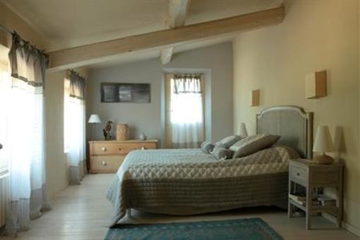фото отеля Clos Saint Clement