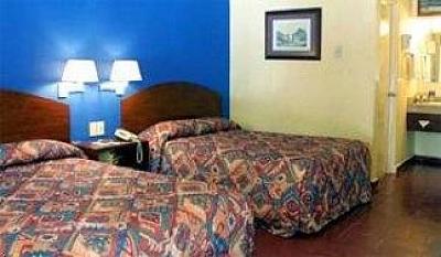 фото отеля Best Western Hotel Royal Courts Monterrey