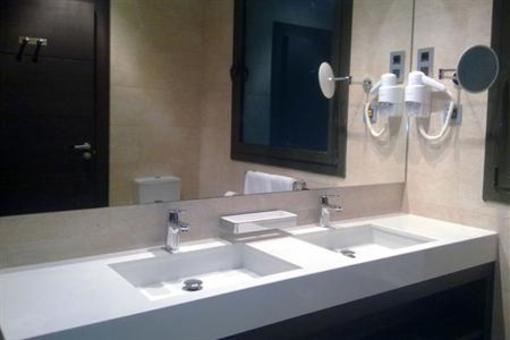 фото отеля Hotel dQ Barcelona
