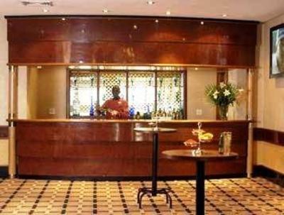 фото отеля Southern Sun Grayston Sandton