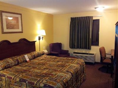 фото отеля Super 8 Warrensburg