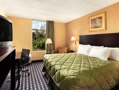 фото отеля Ramada Downtown Cincinnati