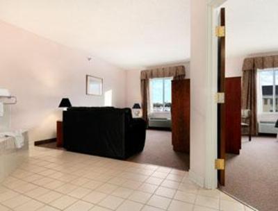 фото отеля Baymont Inn & Suites Elizabethtown