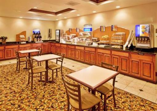 фото отеля Holiday Inn Express Hotel & Suites Cherry Hills