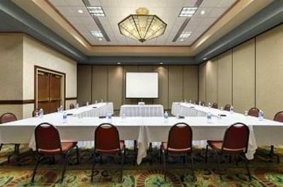 фото отеля Embassy Suites Hotel Little Rock