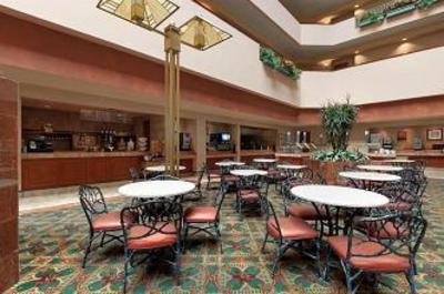 фото отеля Embassy Suites Hotel Little Rock