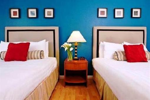 фото отеля Alpine Inn & Suites