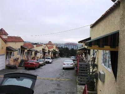 фото отеля Alpine Inn & Suites