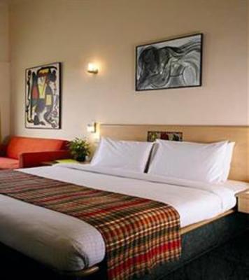 фото отеля Lemon Tree Hotel, East Delhi Mall, Kaushambi
