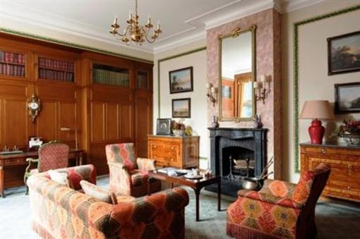 фото отеля Schlosshotel Kronberg