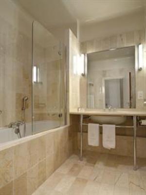 фото отеля Hotel Regina De Passy Paris