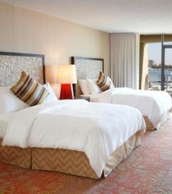 фото отеля Hotel Maya Long Beach