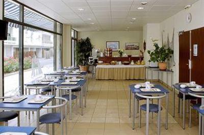 фото отеля Appart City Lannion