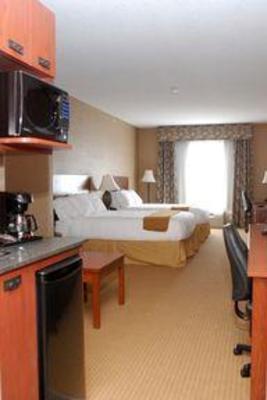 фото отеля Days Inn and Suites Strathmore