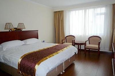 фото отеля Ruiting Hotel Qingdao Taidong