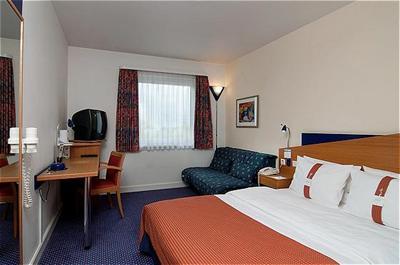 фото отеля Express by Holiday Inn Cologne Troisdorf
