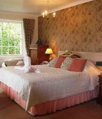 фото отеля Harrabeer Country House Yelverton