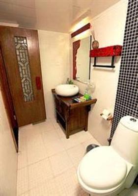 фото отеля Huaxi Hostel